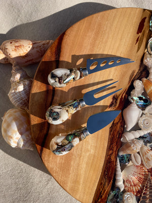 *PRE ORDER for 2025 ~ Paua Shells Butchers Block Round 300mm